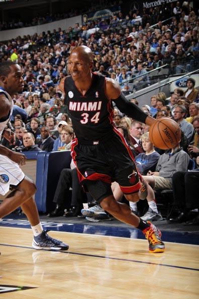 這使得他的 這使得他的