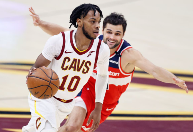 她不断优化 她不断优化