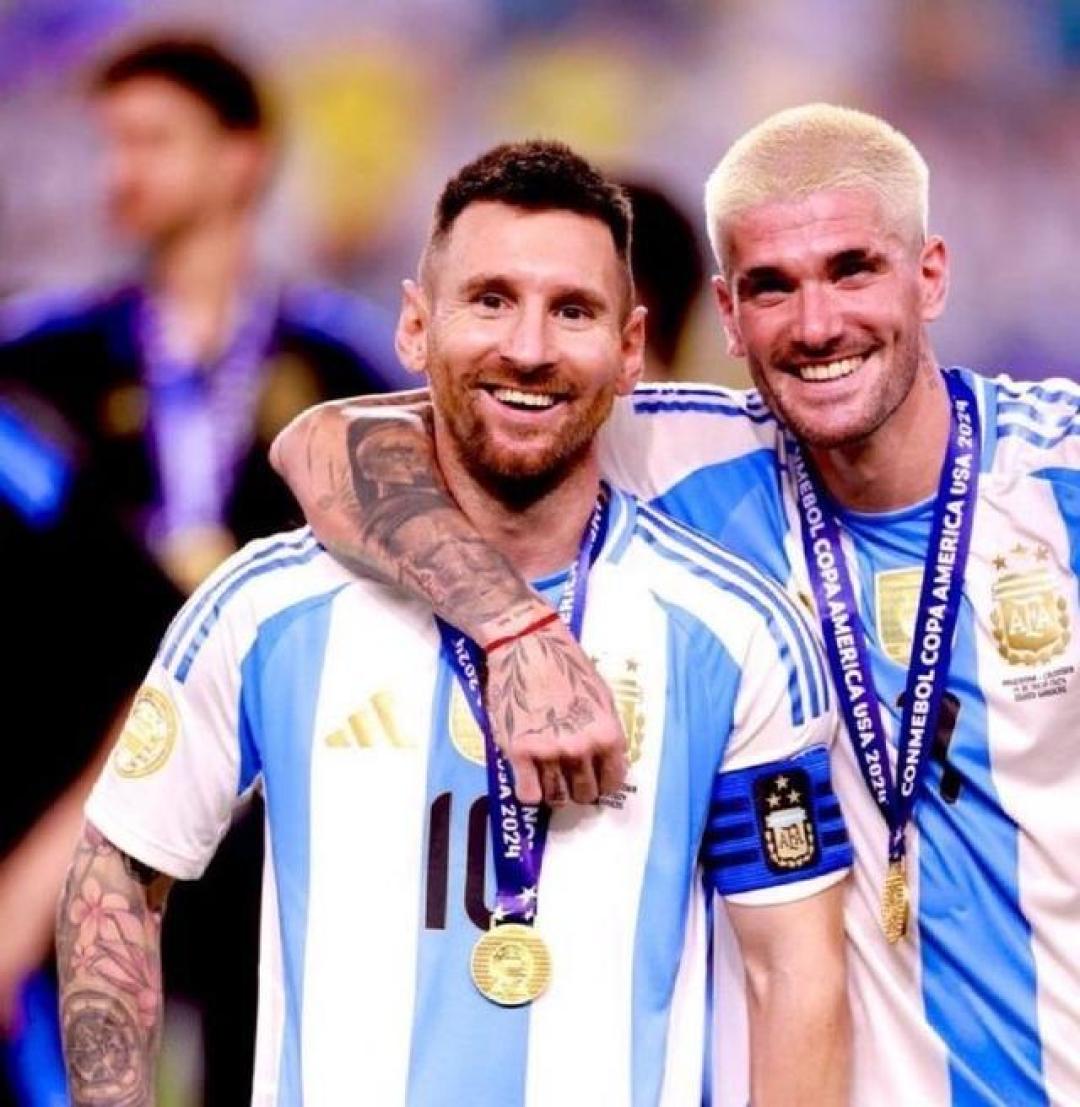 展示了他的 展示了他的