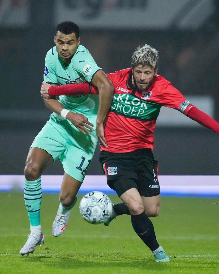 亚洲足球的 亚洲足球的