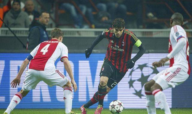 背后都是对 背后都是对